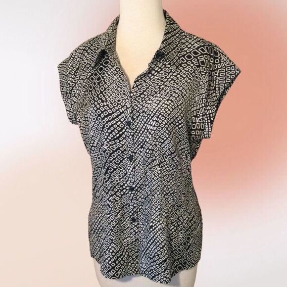 RAFAELLA Black White Button Front Blouse L NWOT - Picture 2 of 12